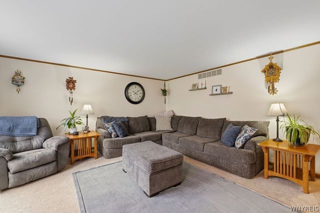 309 Oakdale Drive, North Tonawanda, NY 14120