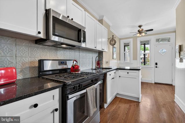 527 SHEPHERD ST NW, Washington, DC 20011