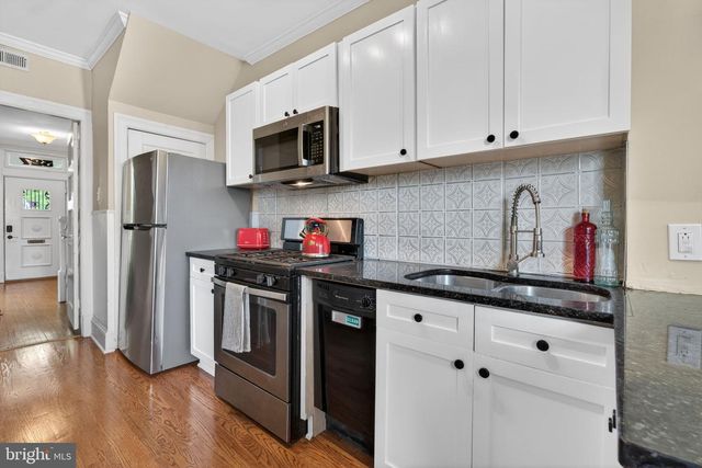 527 SHEPHERD ST NW, Washington, DC 20011