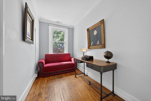 527 SHEPHERD ST NW, Washington, DC 20011