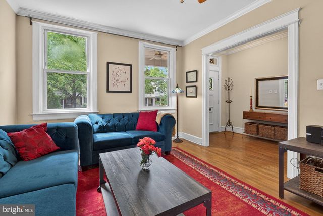 527 SHEPHERD ST NW, Washington, DC 20011