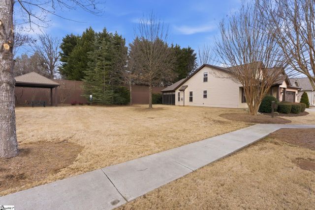 32 Dolerite Drive, Taylors, SC 29687