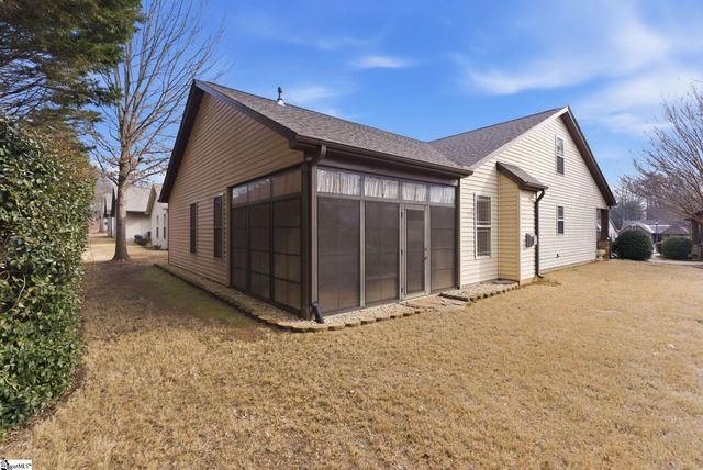 32 Dolerite Drive, Taylors, SC 29687