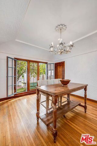 745 N Brighton Street, Burbank, CA 91506