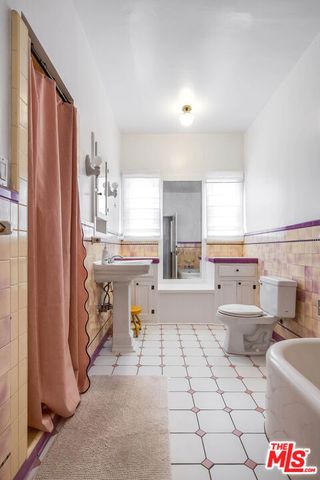 745 N Brighton Street, Burbank, CA 91506