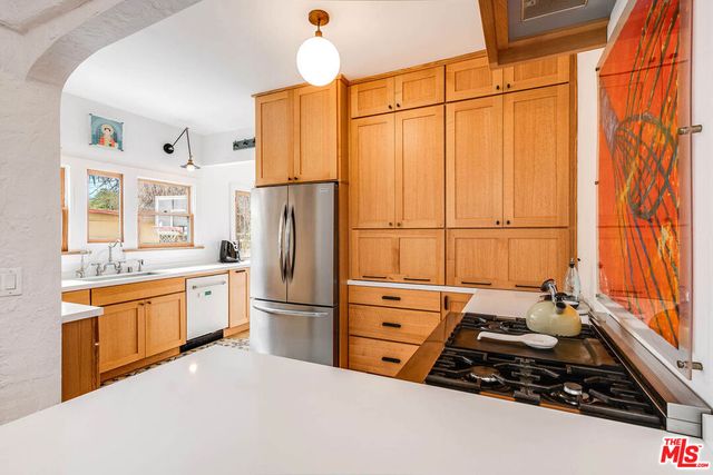745 N Brighton Street, Burbank, CA 91506