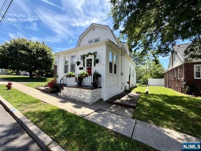 31 Hope Street, Nutley, NJ 07110