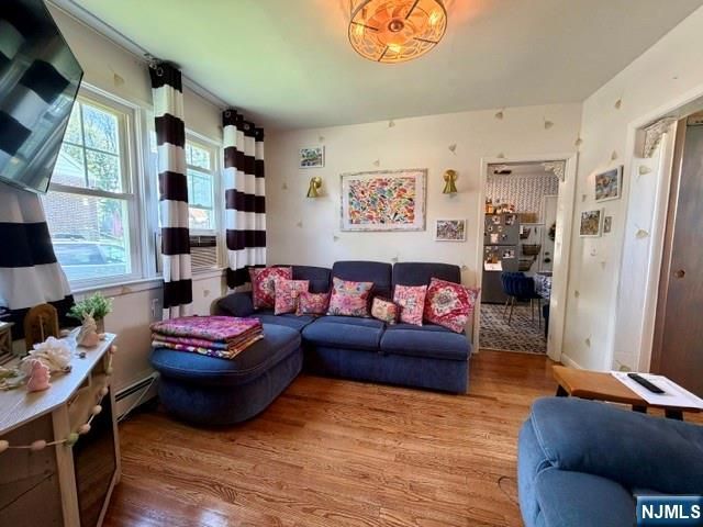 31 Hope Street, Nutley, NJ 07110