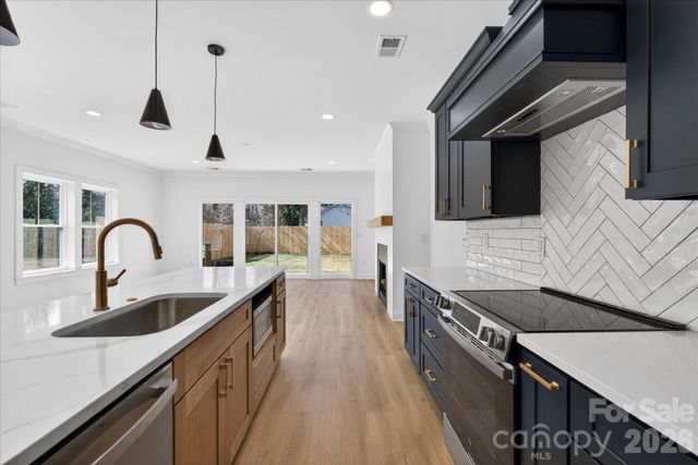 1804 Vinton Street, Charlotte, NC 28216