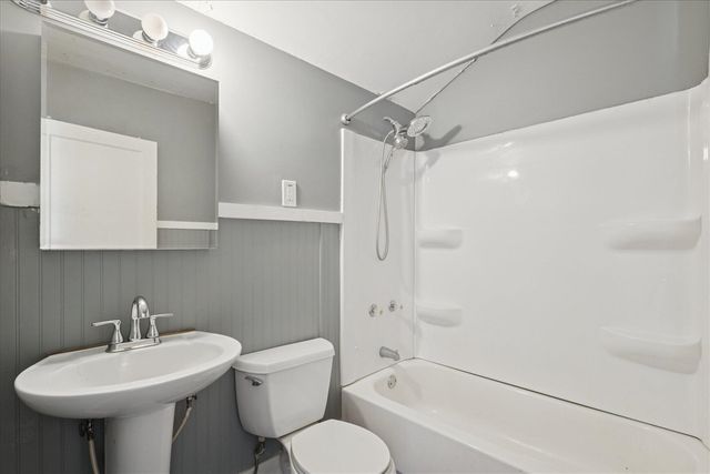 2303 Portage Street, Kalamazoo, MI 49001