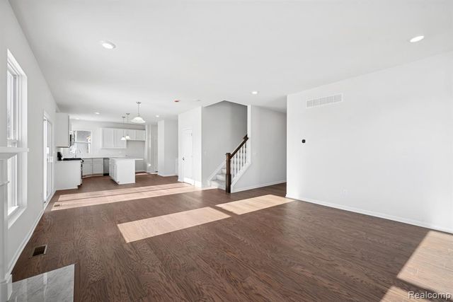 27139 Silo Drive, Saline, MI 48176