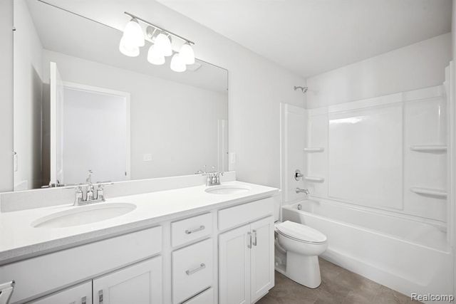 27139 Silo Drive, Saline, MI 48176