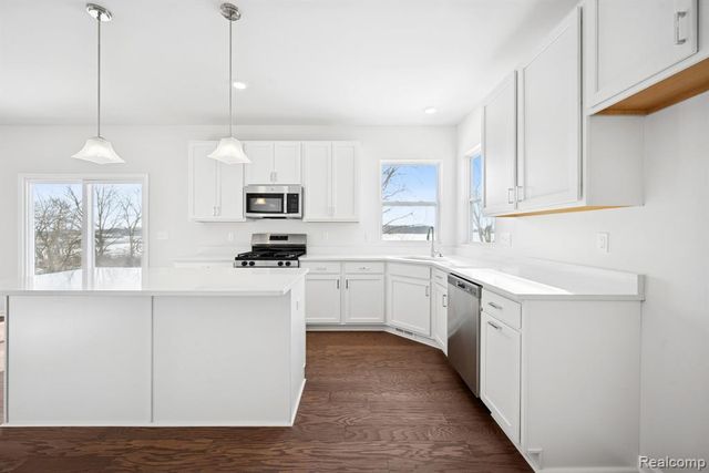 27139 Silo Drive, Saline, MI 48176