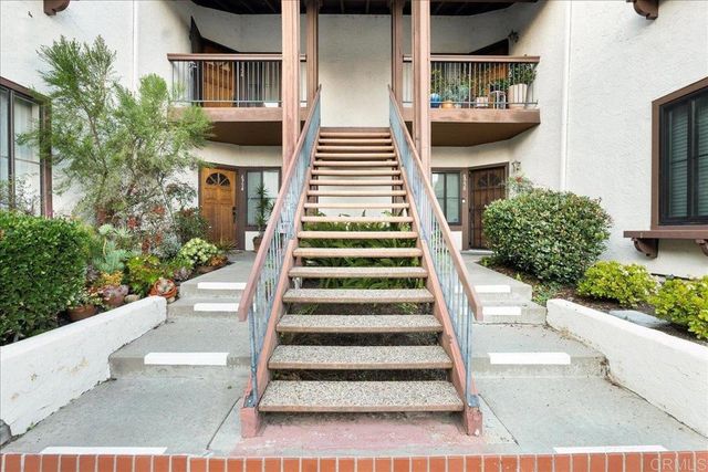 6956 Sandpiper Place, Carlsbad, CA 92009