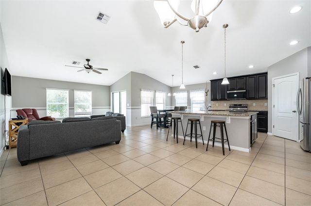 2721 DOLFINO DRIVE, St Cloud, FL 34772