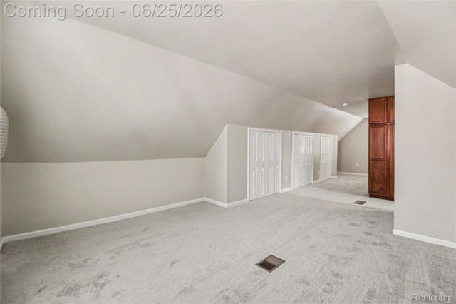4427 Groveland Avenue, Royal Oak, MI 48073
