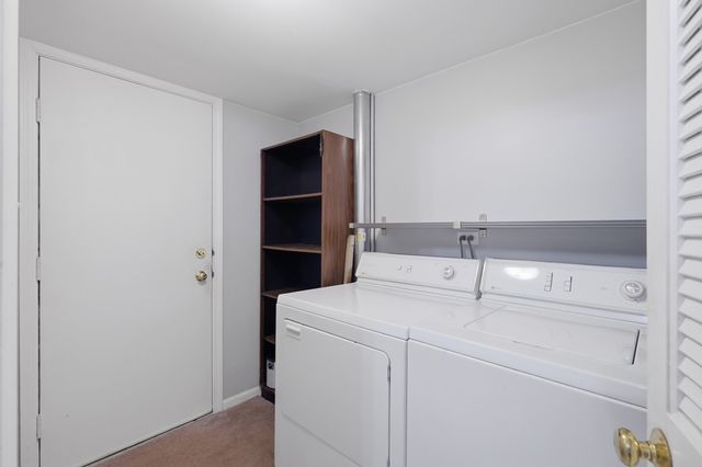 523 Bridle Trail, Wheeling, IL 60090