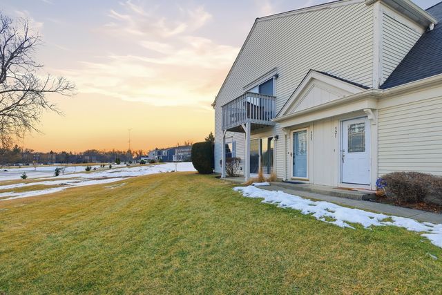 523 Bridle Trail, Wheeling, IL 60090