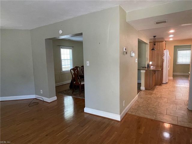 223 E Lorengo AVE, Norfolk, VA 23503