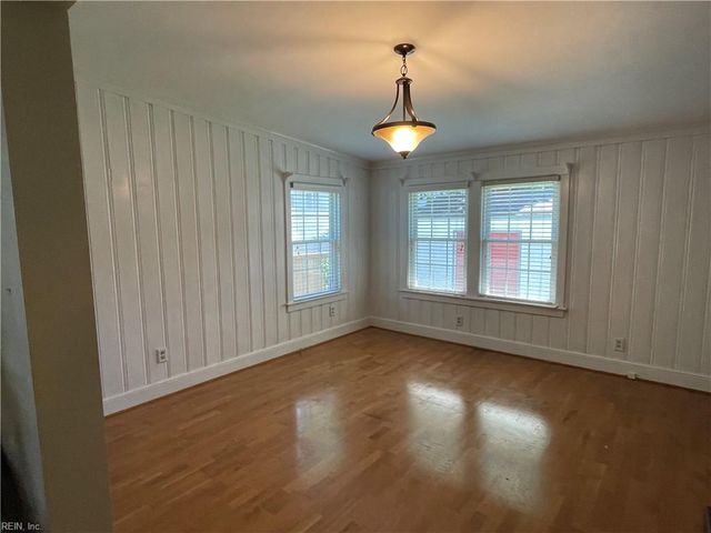 223 E Lorengo AVE, Norfolk, VA 23503