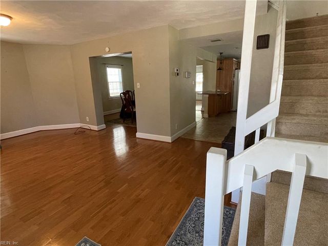 223 E Lorengo AVE, Norfolk, VA 23503