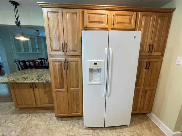 223 E Lorengo AVE, Norfolk, VA 23503