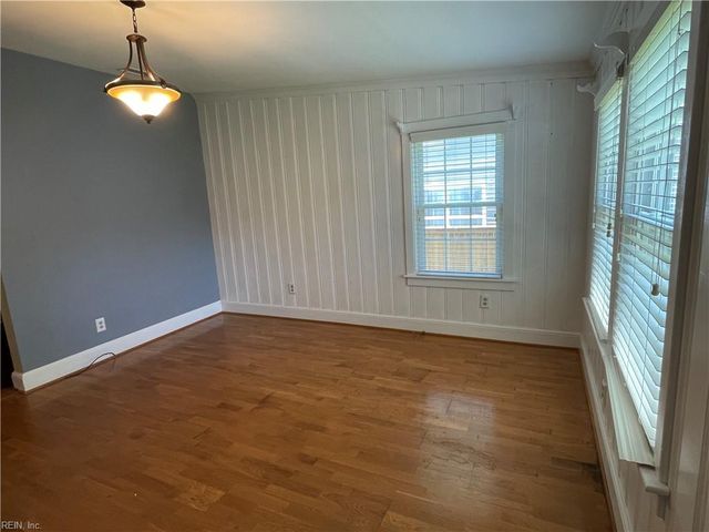 223 E Lorengo AVE, Norfolk, VA 23503