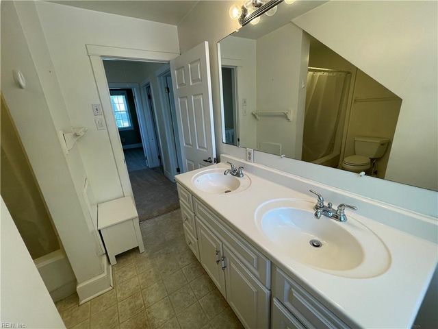 223 E Lorengo AVE, Norfolk, VA 23503