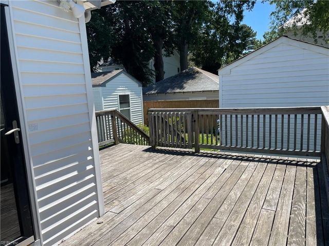 223 E Lorengo AVE, Norfolk, VA 23503