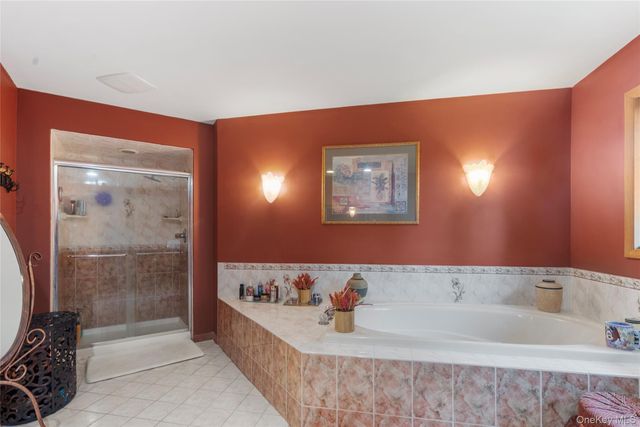 27 Margaret Road, Monroe, NY 10950