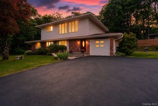 27 Margaret Road, Monroe, NY 10950