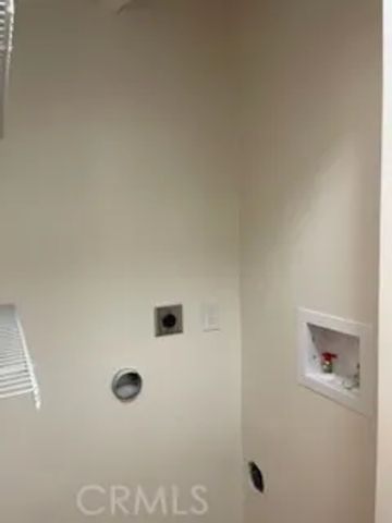 2517 E Madison Street, Long Beach, CA 90810