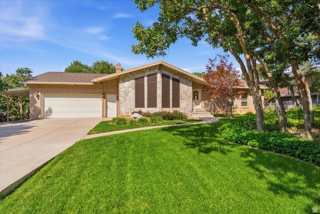 2465 E WOODLAND DR, Ogden, UT 84403