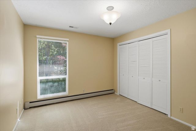 2465 E WOODLAND DR, Ogden, UT 84403