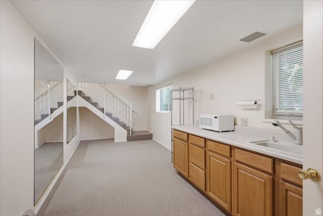 2465 E WOODLAND DR, Ogden, UT 84403