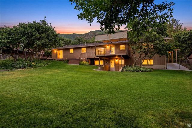2465 E WOODLAND DR, Ogden, UT 84403