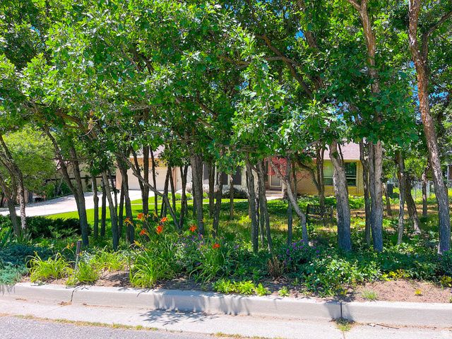 2465 E WOODLAND DR, Ogden, UT 84403