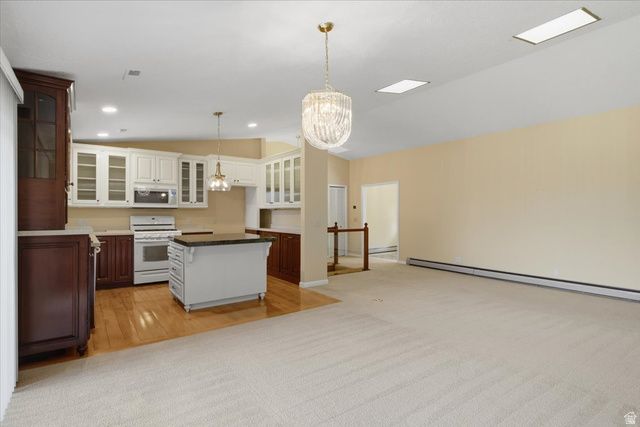 2465 E WOODLAND DR, Ogden, UT 84403