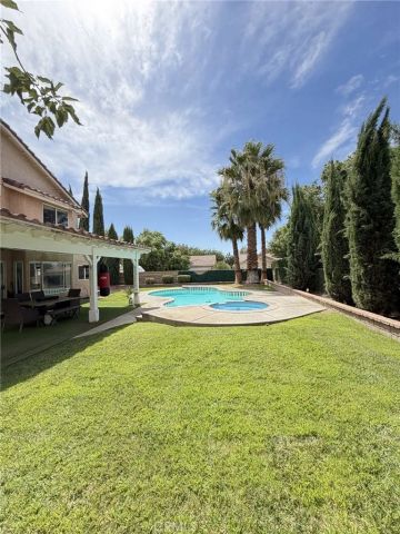 601 Esther, Lancaster, CA 93535