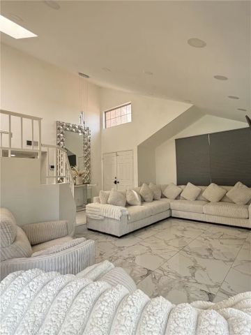 601 Esther, Lancaster, CA 93535