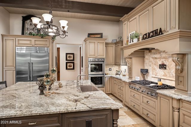 19950 N 102ND Street, Scottsdale, AZ 85255