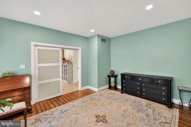 210 JORDAN DR, Gilbertsville, PA 19525