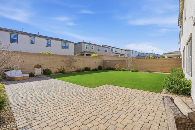 10125 Pleasant Knoll Avenue, Las Vegas, NV 89166