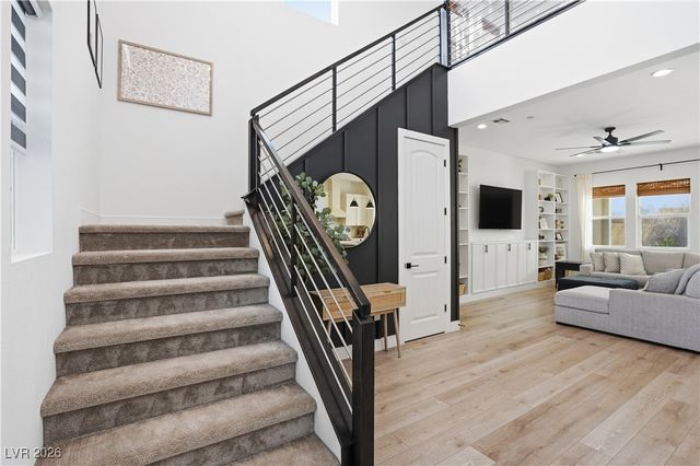 10125 Pleasant Knoll Avenue, Las Vegas, NV 89166