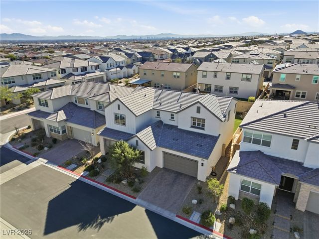 10125 Pleasant Knoll Avenue, Las Vegas, NV 89166