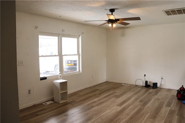 1955 Roxbury Drive, Xenia, OH 45385