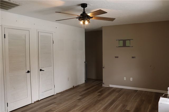 1955 Roxbury Drive, Xenia, OH 45385