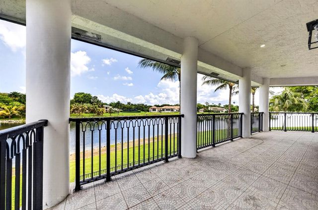 7031 Ventura Court, Parkland, FL 33067