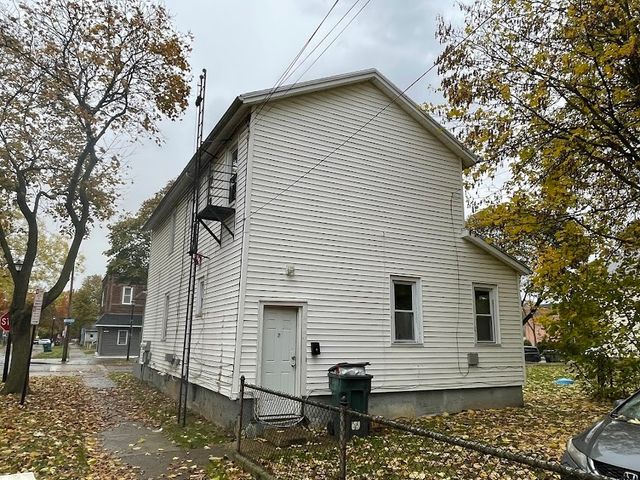 201 Parkway, Rochester, NY 14608