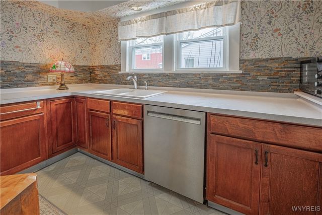 26 Maple Street, Lockport City, NY 14094